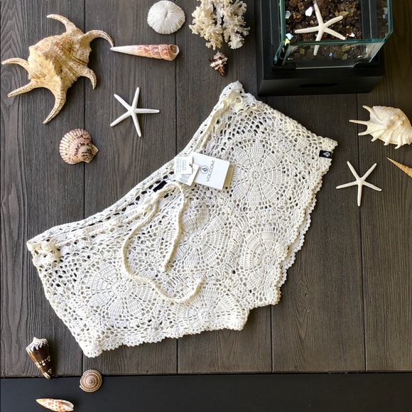 🌴VOLCOM🌴 - Picture 2 of 6